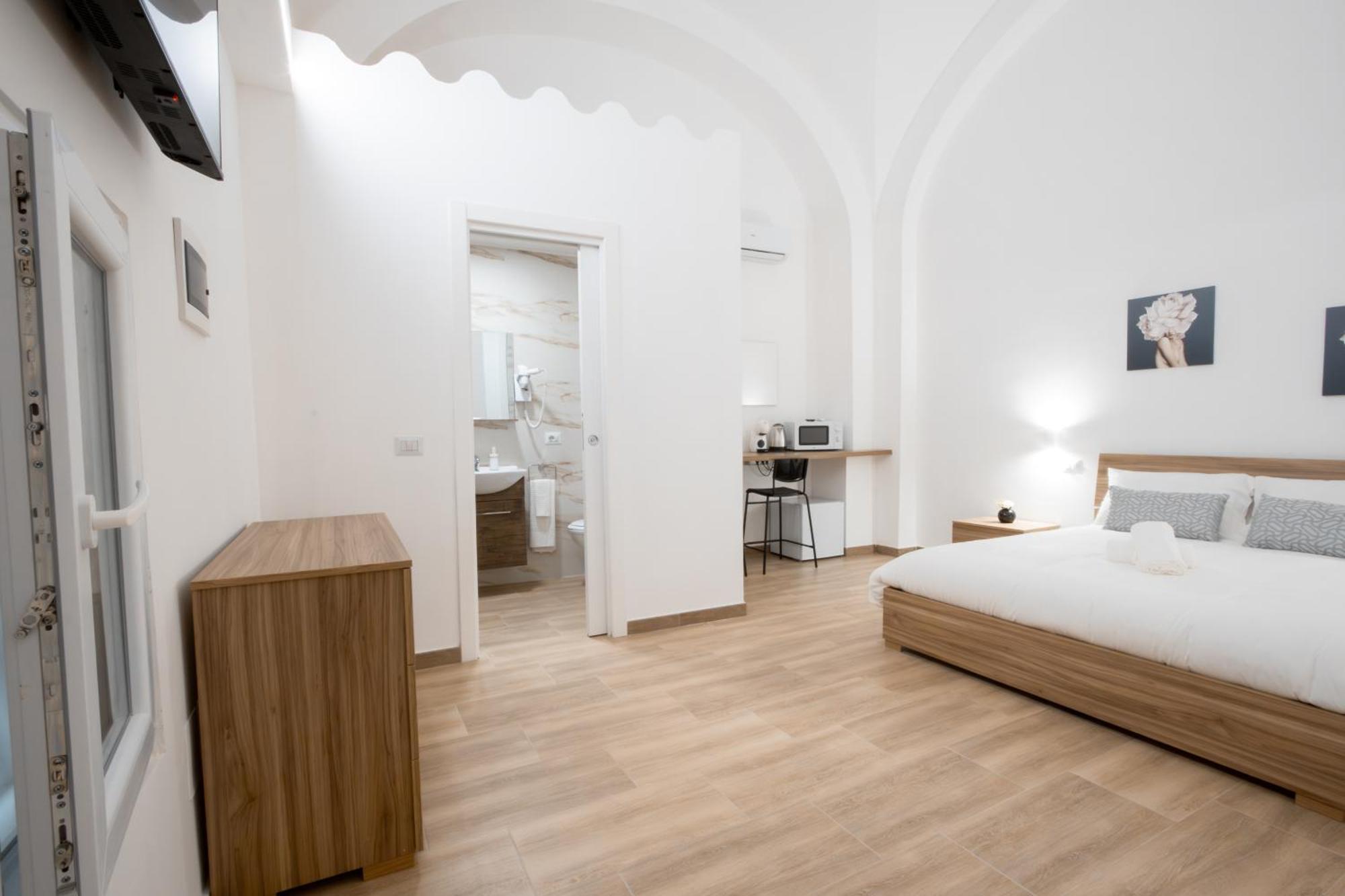 La Pigna Hotel Bari Ngoại thất bức ảnh