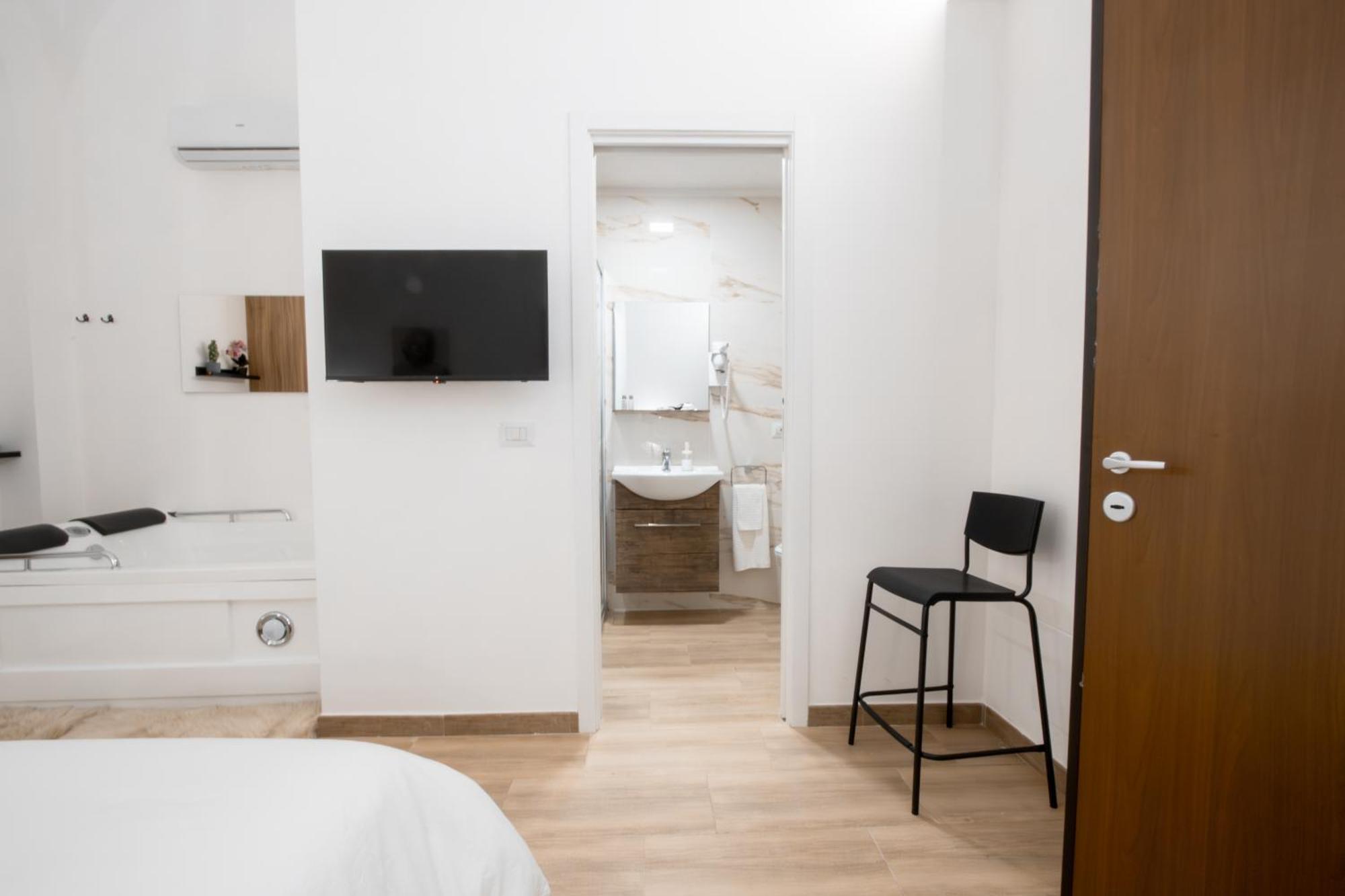 La Pigna Hotel Bari Ngoại thất bức ảnh