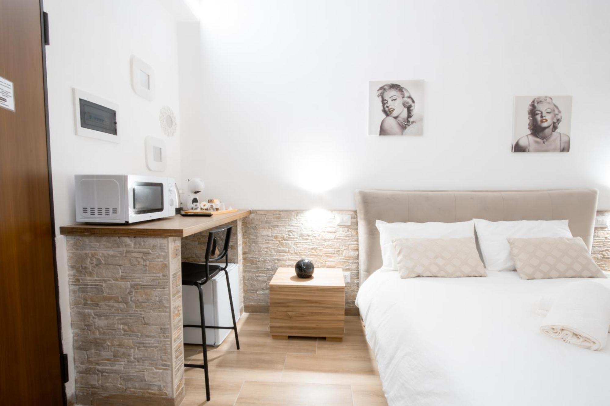 La Pigna Hotel Bari Ngoại thất bức ảnh